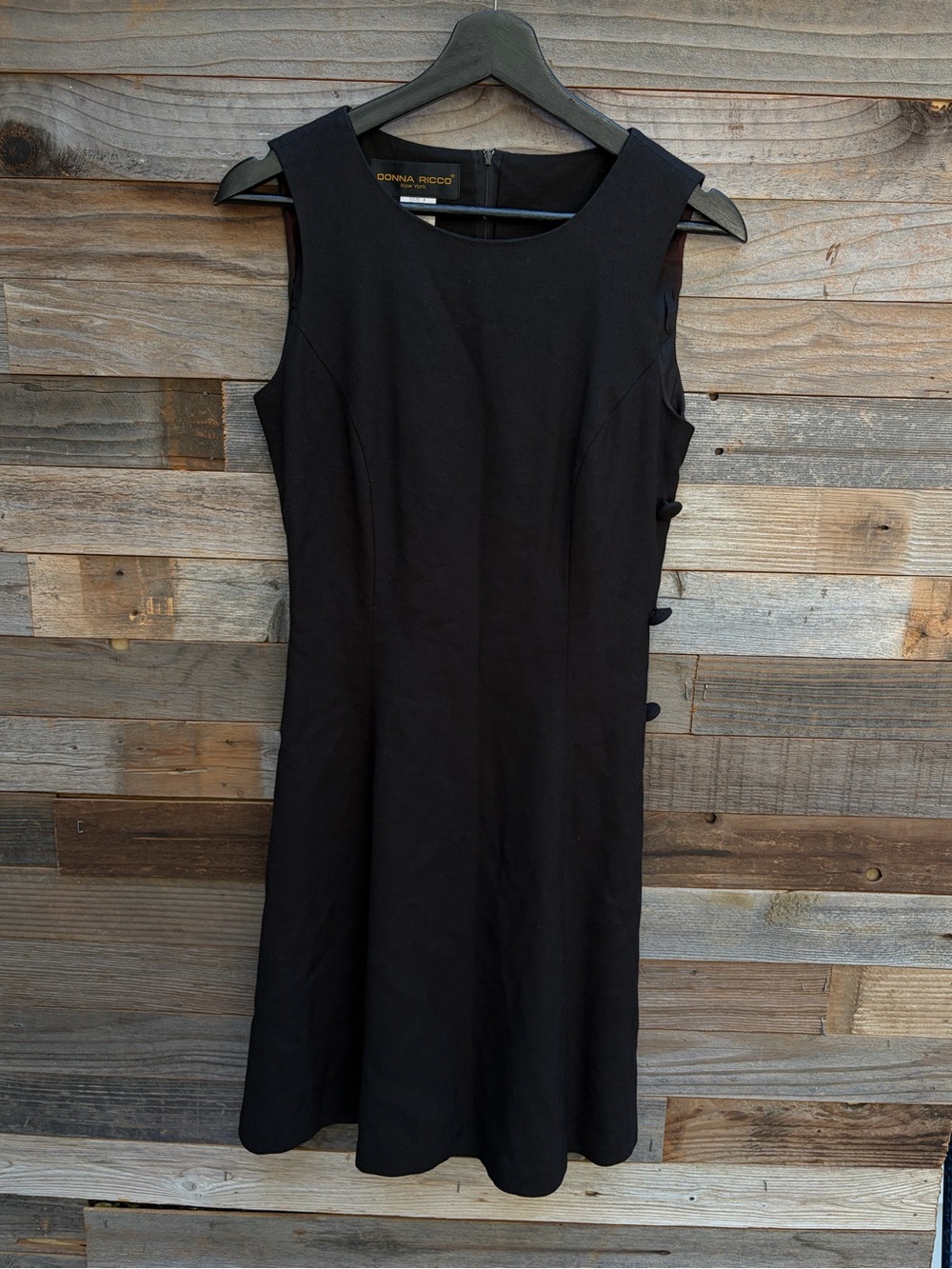 Donna Ricco Classic Black Sleeveless Sheath Dress